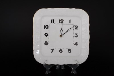 Часы квадратные Bernadotte Отводка золото 26 см - фото 13320