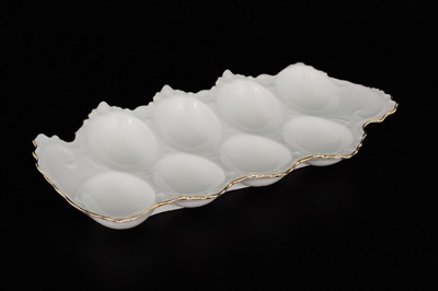 Поднос для яиц Queen's Crown Белый узор 25 см - фото 14843