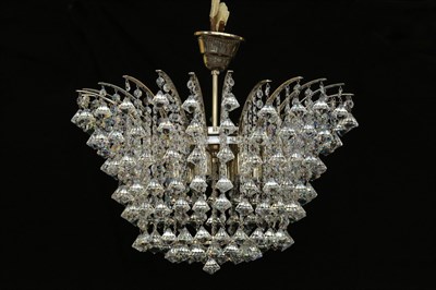 Люстра Титаниум Жучок Titania Lux 6 свечей  Диаметр-51 Высота-45 - фото 19237