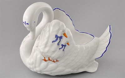 Конфетница Белый Лебедь 600 гр "Гуси" Мэри-Энн Leander - фото 49307