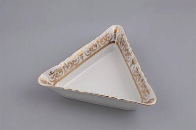 Салатник треугольный 21 см "Золотой орнамент" Соната Leander - фото 52204