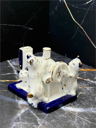 Статуэтка Три кота и швейная машина, Кобальт, 10 см 000847 - фото 97587