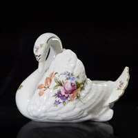 Конфетница "Лебедь" полевой цветок 17 см