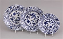 Набор тарелок на 6 персон "Луковый цветок" Leander 18 предметов