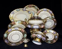 Сервиз столовый 43 предметов Antique Medallions Rudolf Kampf