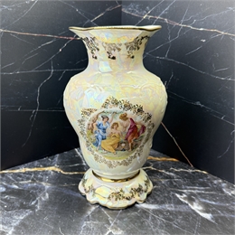 Ваза 23 см Мадонна Перламутровая, Carlsbad 000830