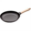 Сковорода круглая, 26 см, с деревянной ручкой, черная Staub ББ61153 - фото 97438